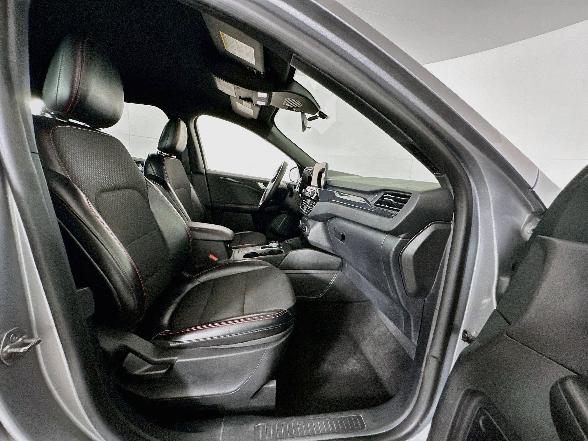 Used 2024 Ford Escape ST-Line FWD image 30