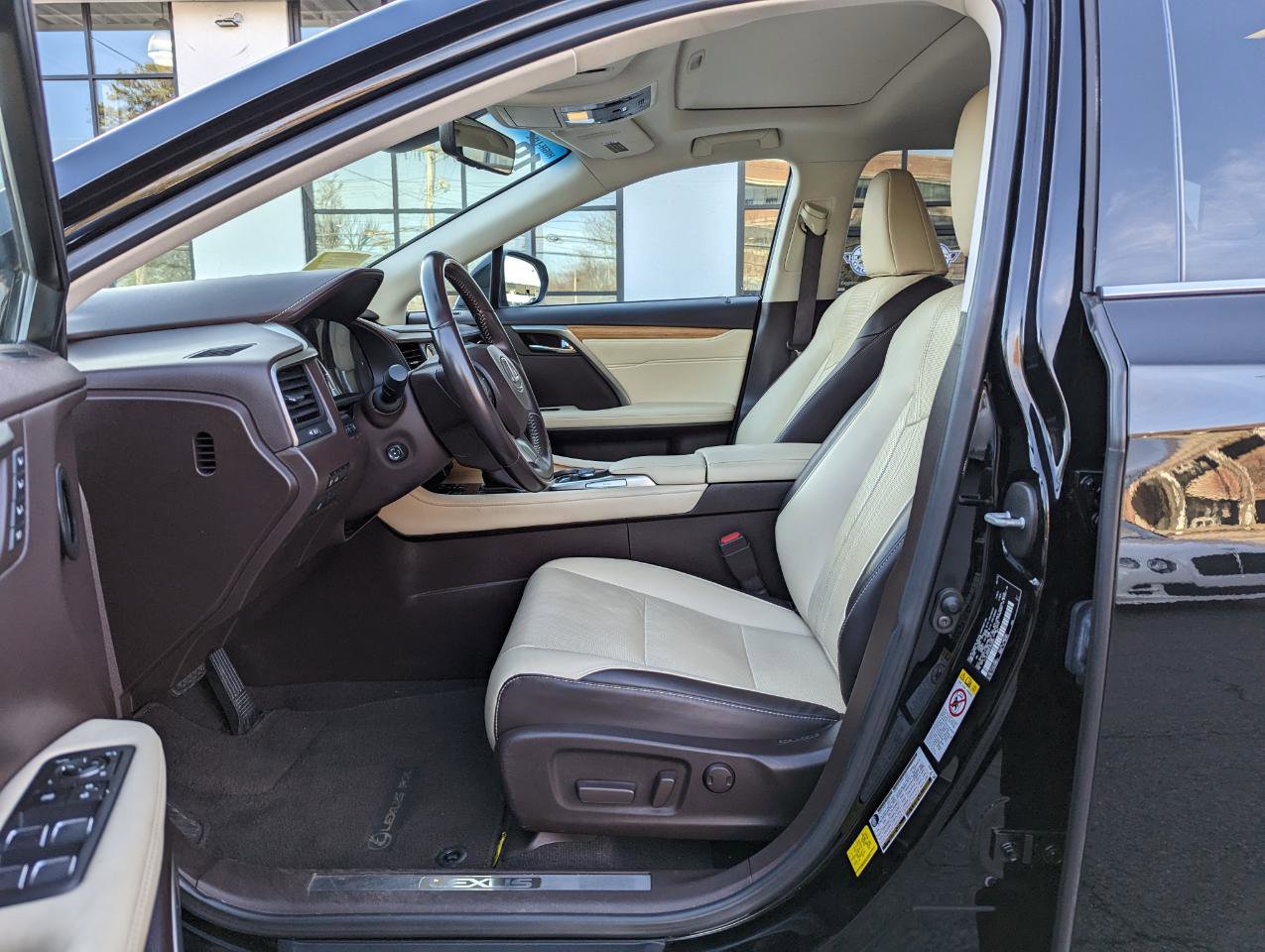 Used 2019 Lexus RX 350 AWD image 12