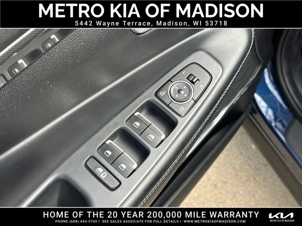 Used 2023 Hyundai Santa Fe SEL w/ Premium Package AWD/4WD image 12