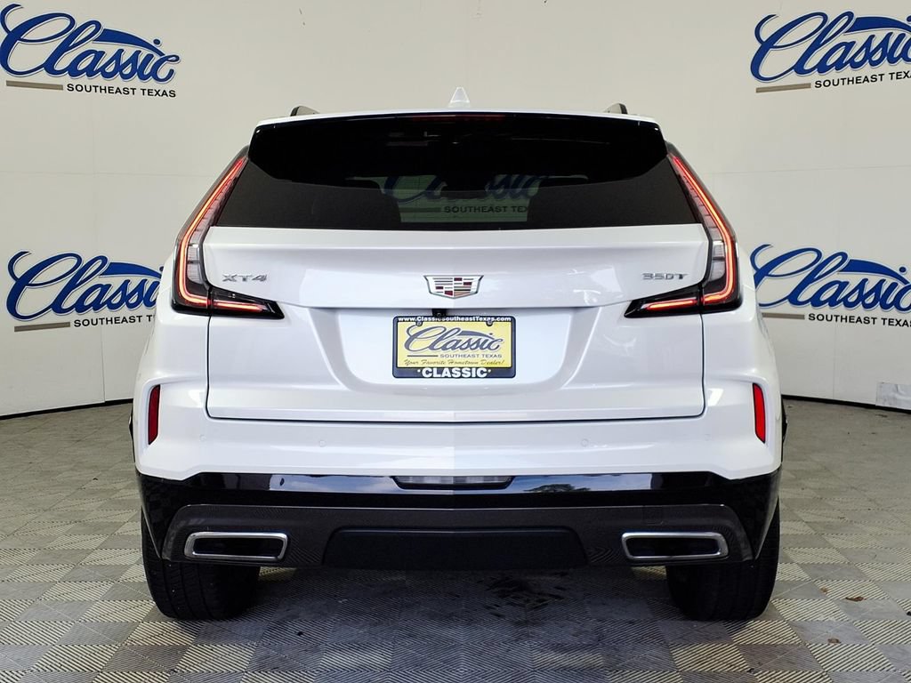 Used 2025 Cadillac XT4 Sport FWD image 4