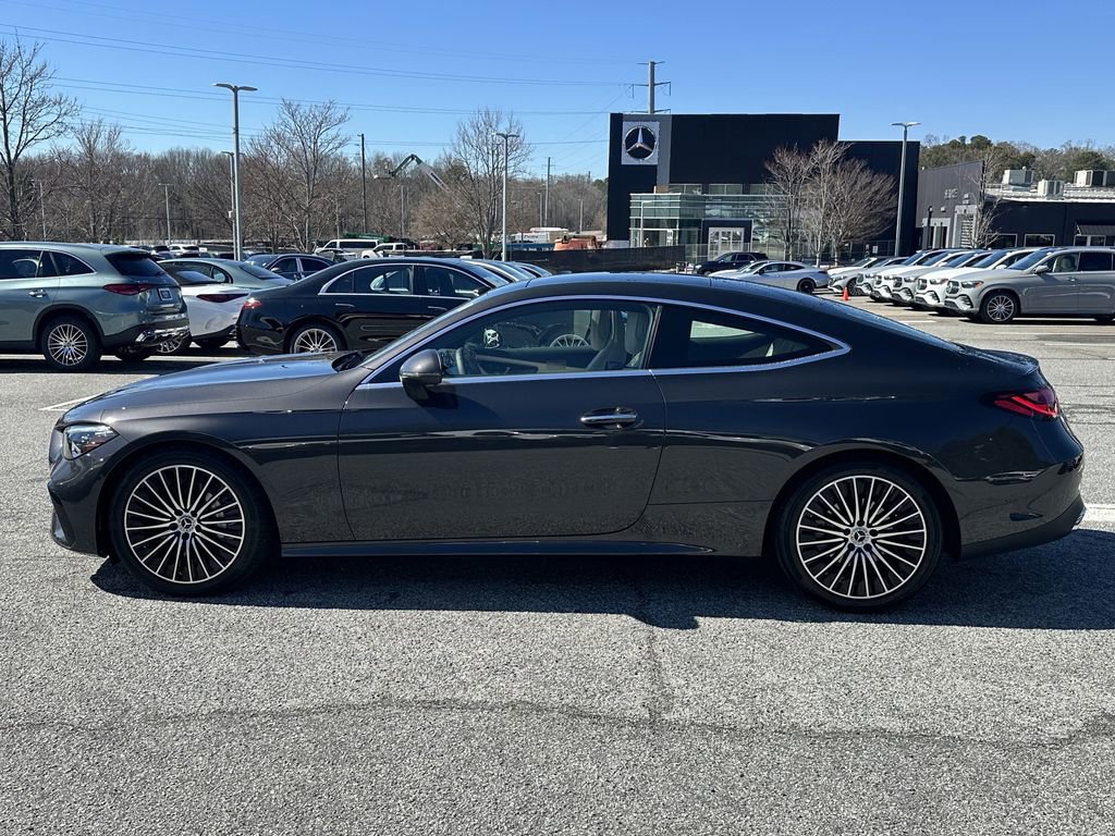 Used 2024 Mercedes-Benz CLE 300 4MATIC Coupe image 5