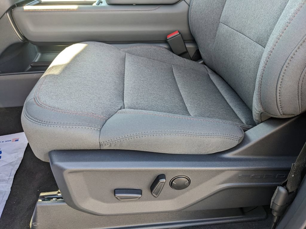 New 2025 Ford Expedition Max Active RWD image 19