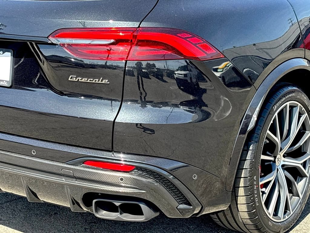 Used 2024 Maserati Grecale Trofeo AWD/4WD image 5