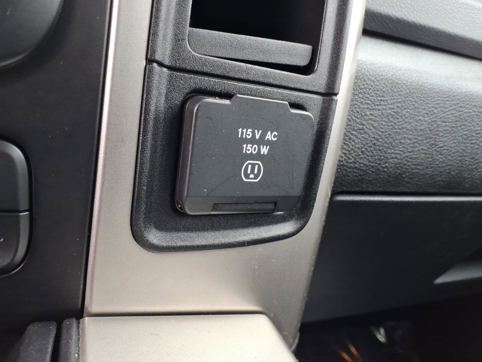 Used 2017 RAM 1500 Big Horn image 19