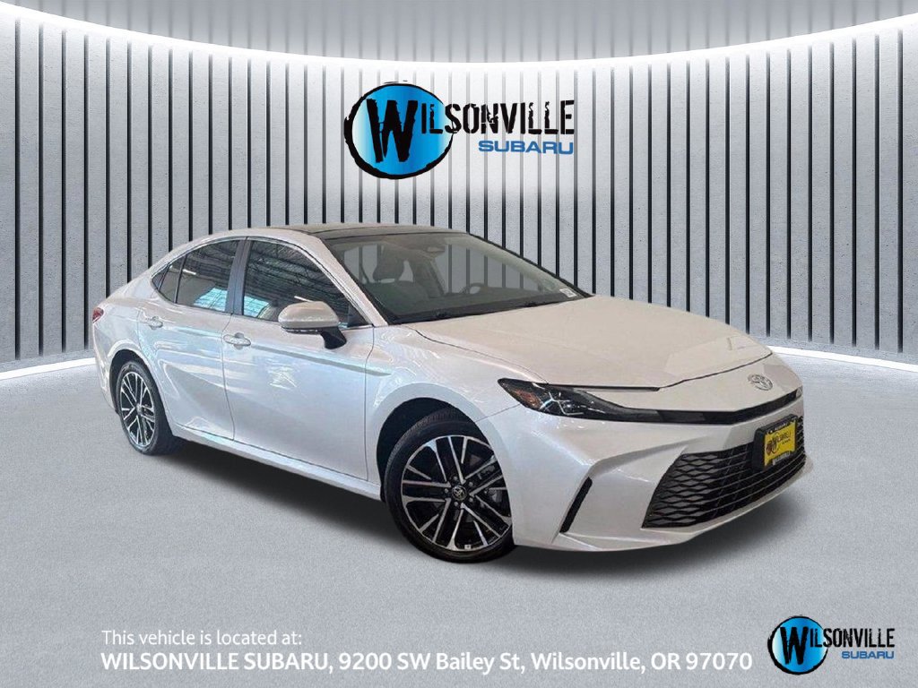 Used 2025 Toyota Camry XLE w/ Premium Package AWD/4WD image 1