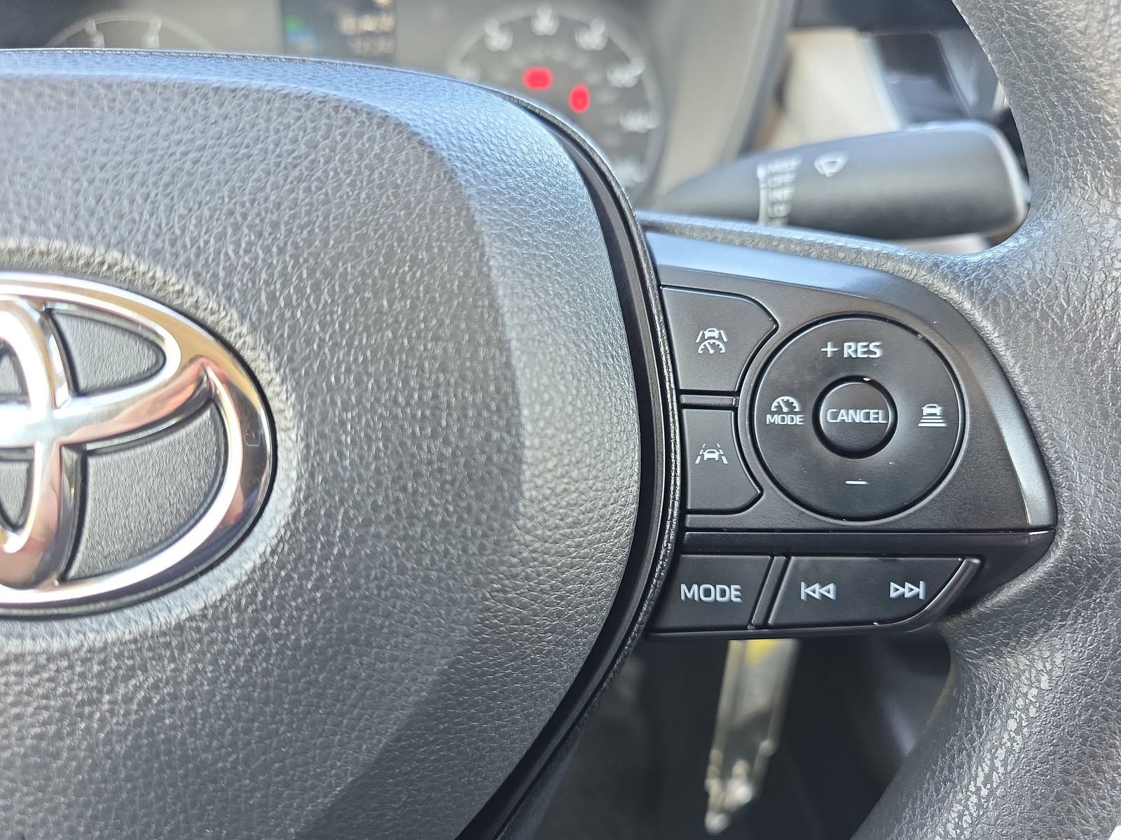 Used 2024 Toyota Corolla LE image 17