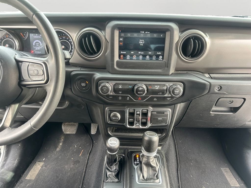 Used 2023 Jeep Gladiator Sport image 9