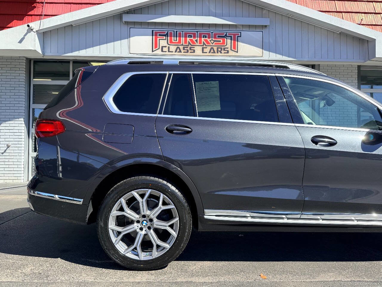 Used 2020 BMW X7 xDrive40i w/ Luxury Seating Package image 10