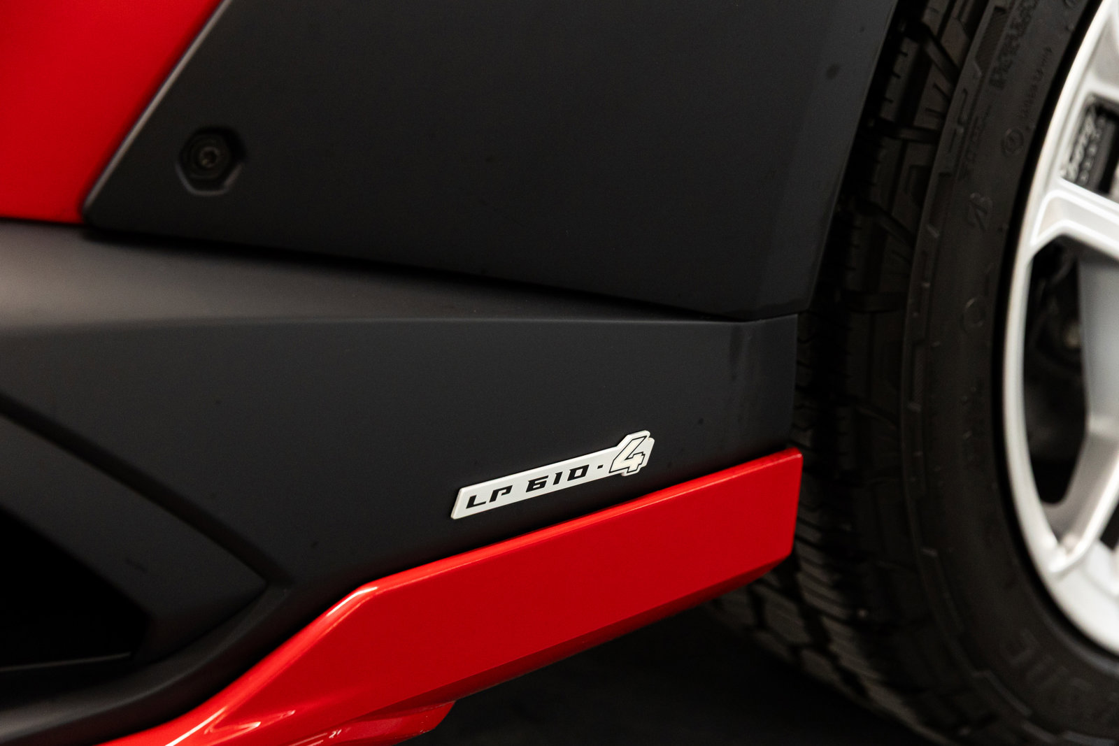 Used 2023 Lamborghini Huracan Sterrato image 17