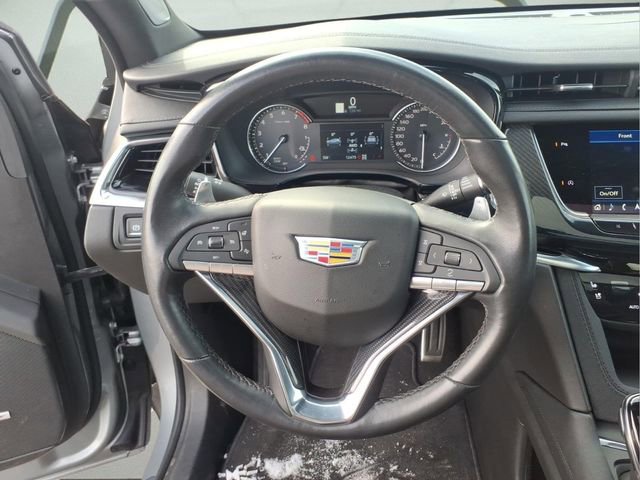 Used 2024 Cadillac XT6 Sport image 16