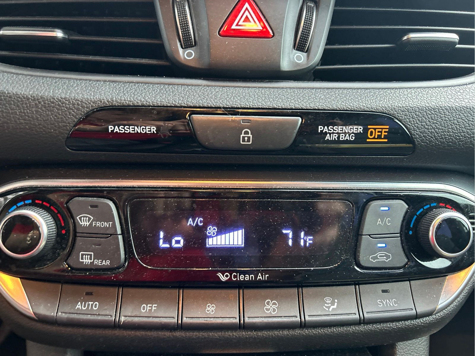Used 2019 Hyundai Elantra GT N Line FWD image 29