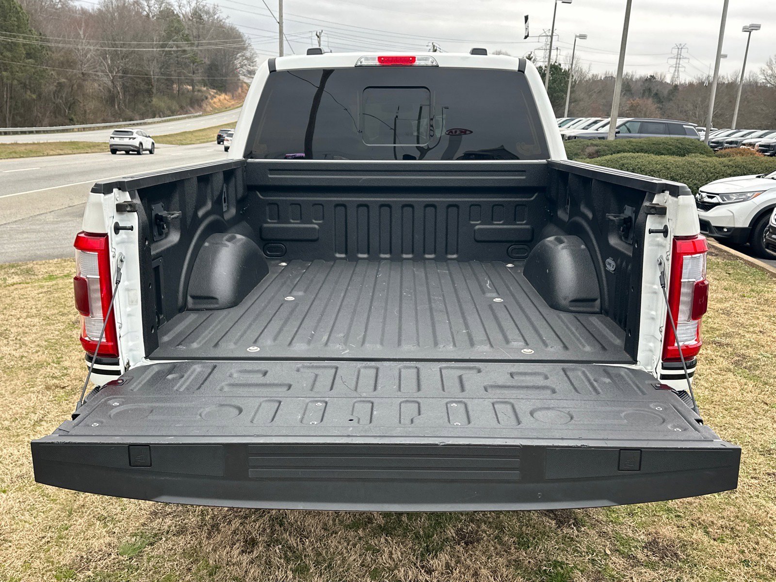 Used 2023 Ford F150 Lariat w/ Equipment Group 502A High image 17