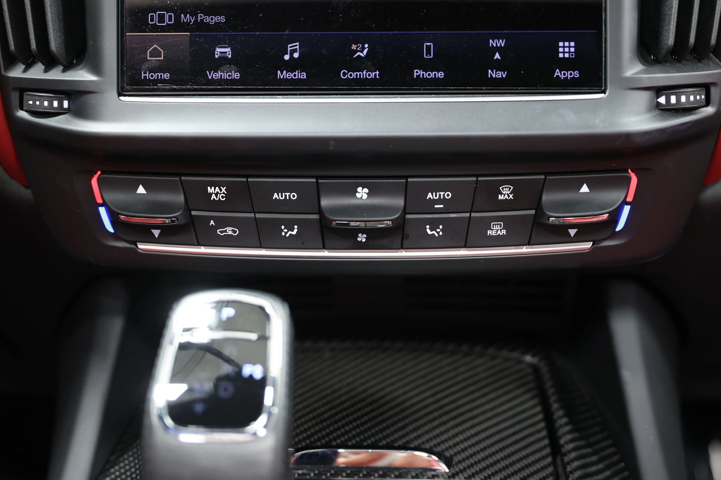 Used 2021 Maserati Levante GTS AWD/4WD image 41