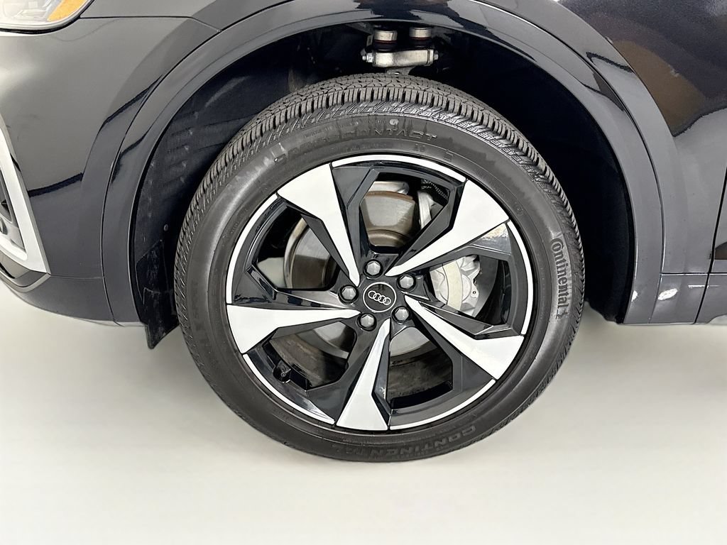 Certified 2025 Audi Q5 2.0T Premium Plus w/ Premium Plus Package AWD/4WD image 31