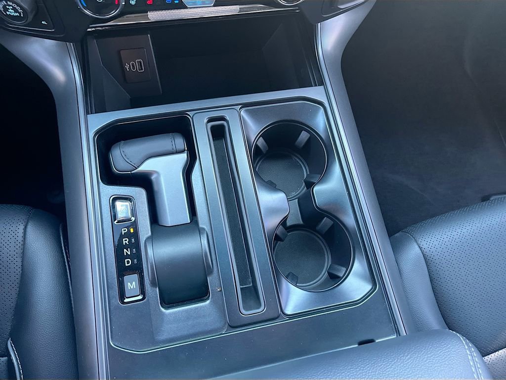 Used 2025 Ford F150 Lariat w/ Equipment Group 501A Mid image 17