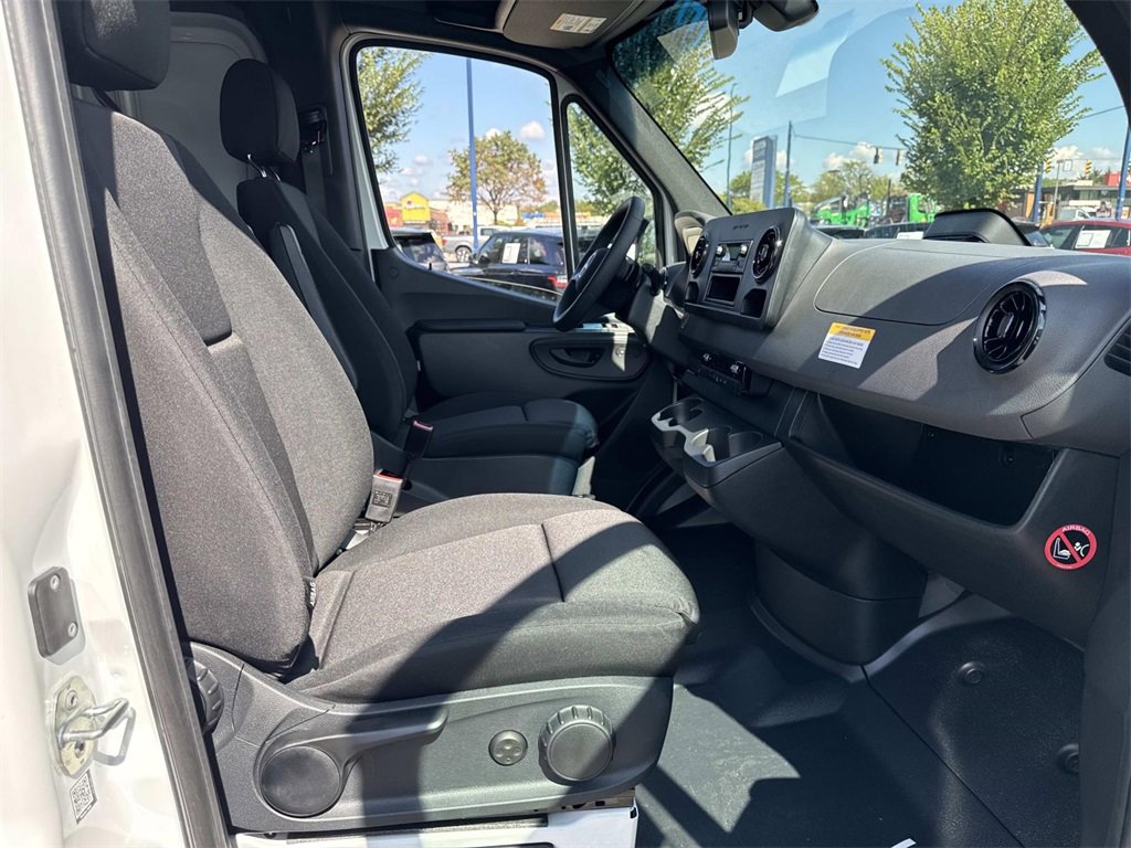 New 2026 Mercedes-Benz Sprinter 2500 image 11