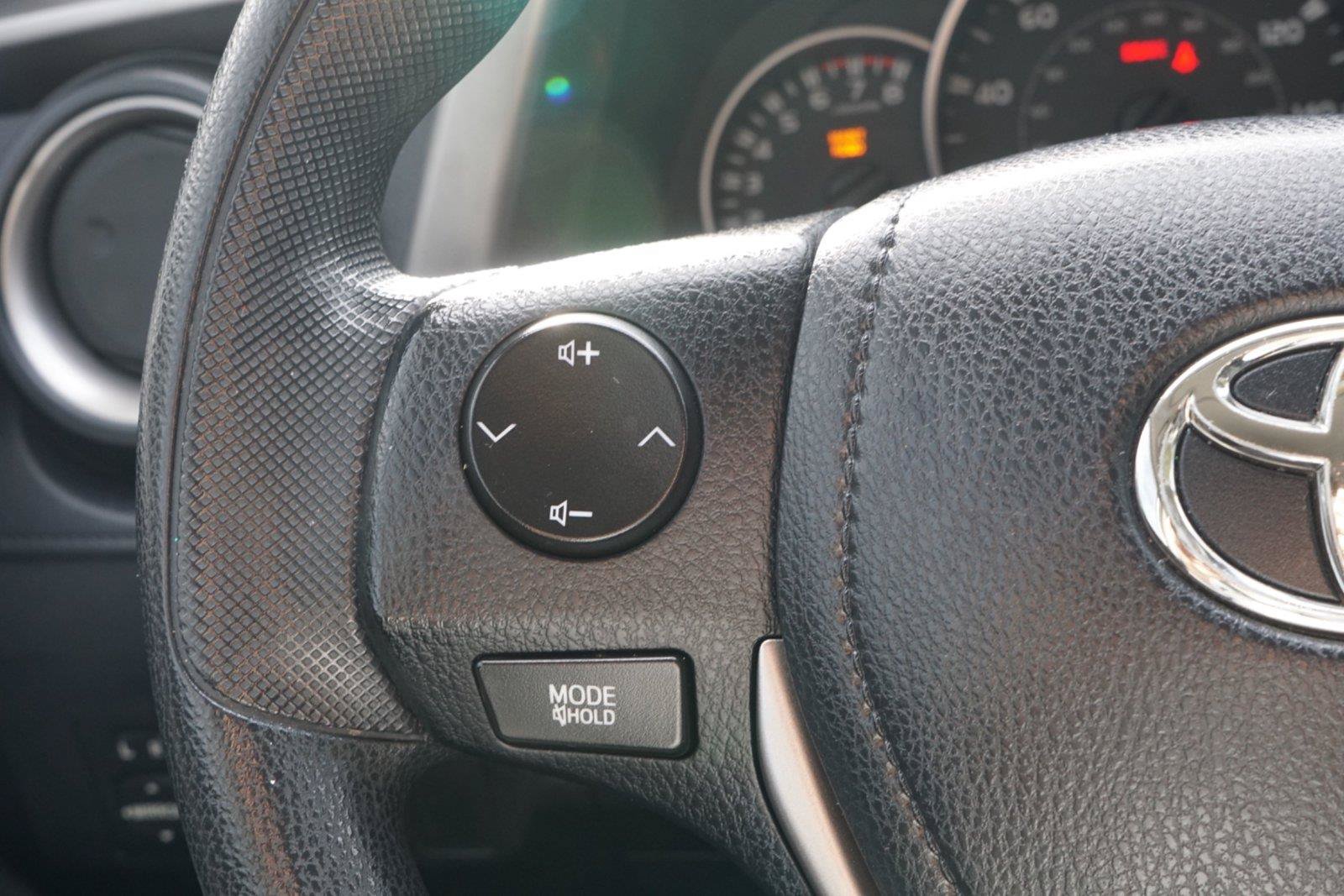 Used 2016 Toyota RAV4 LE FWD image 15