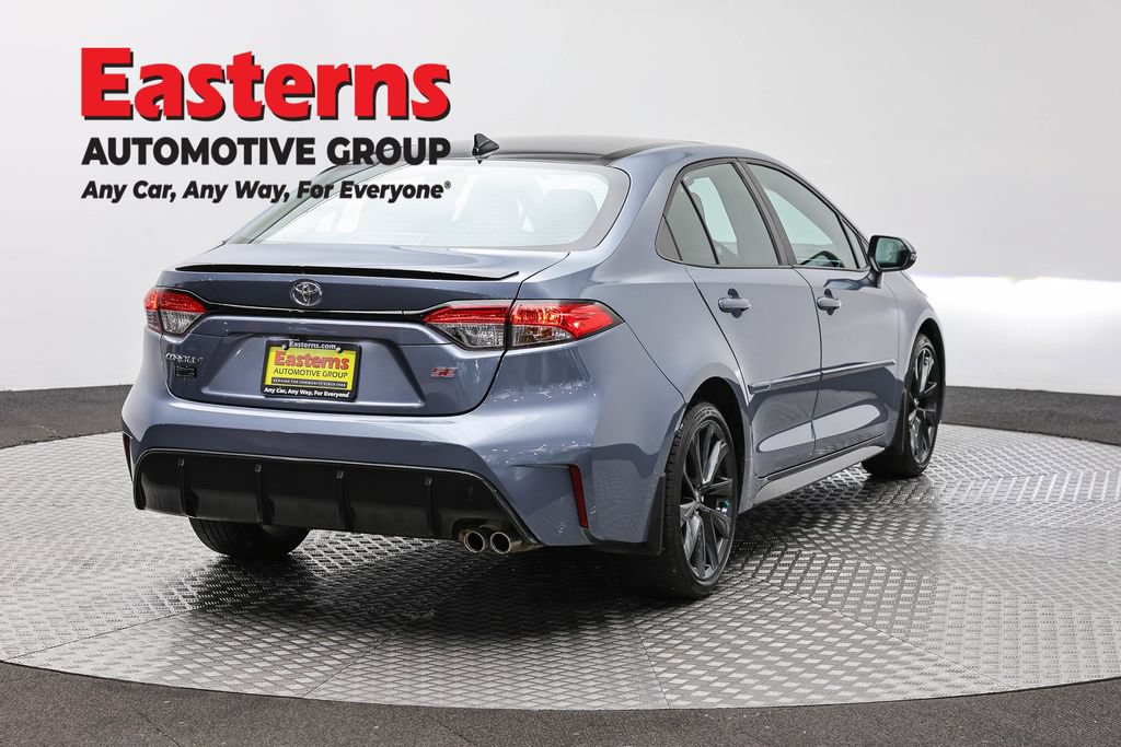 Used 2024 Toyota Corolla SE w/ SE Premium Package FWD image 5