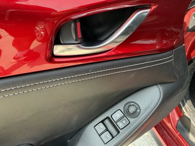 Used 2022 MAZDA MX-5 Miata RF Grand Touring w/ Weather Package RWD image 11