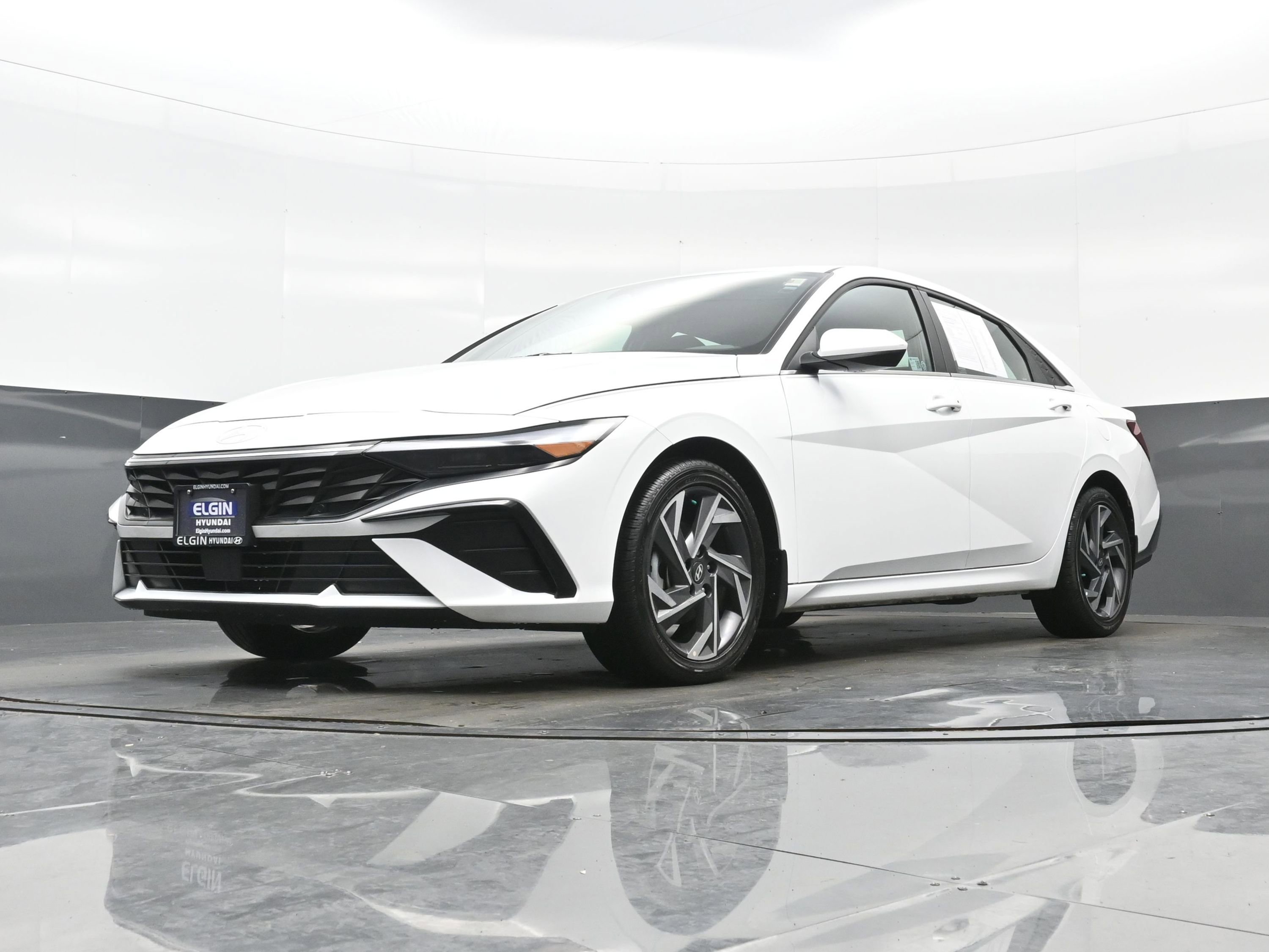 Certified 2025 Hyundai Elantra SEL FWD image 26