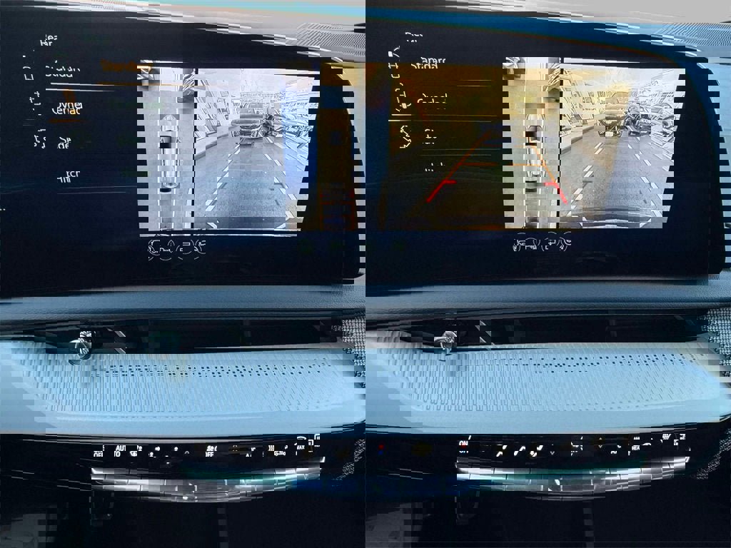 New 2025 Cadillac Optiq Sport 2 w/ LPO, ONYX Package image 6