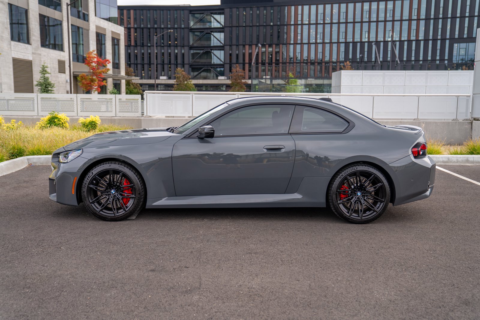 Used 2026 BMW M2 w/ Lighting Package RWD image 2