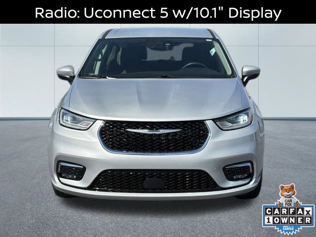 Used 2023 Chrysler Pacifica Touring-L AWD/4WD image 5