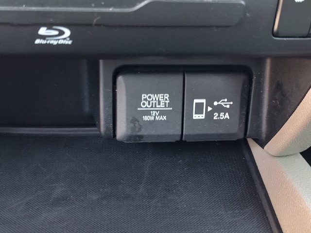 Used 2020 Honda Pilot Touring image 17