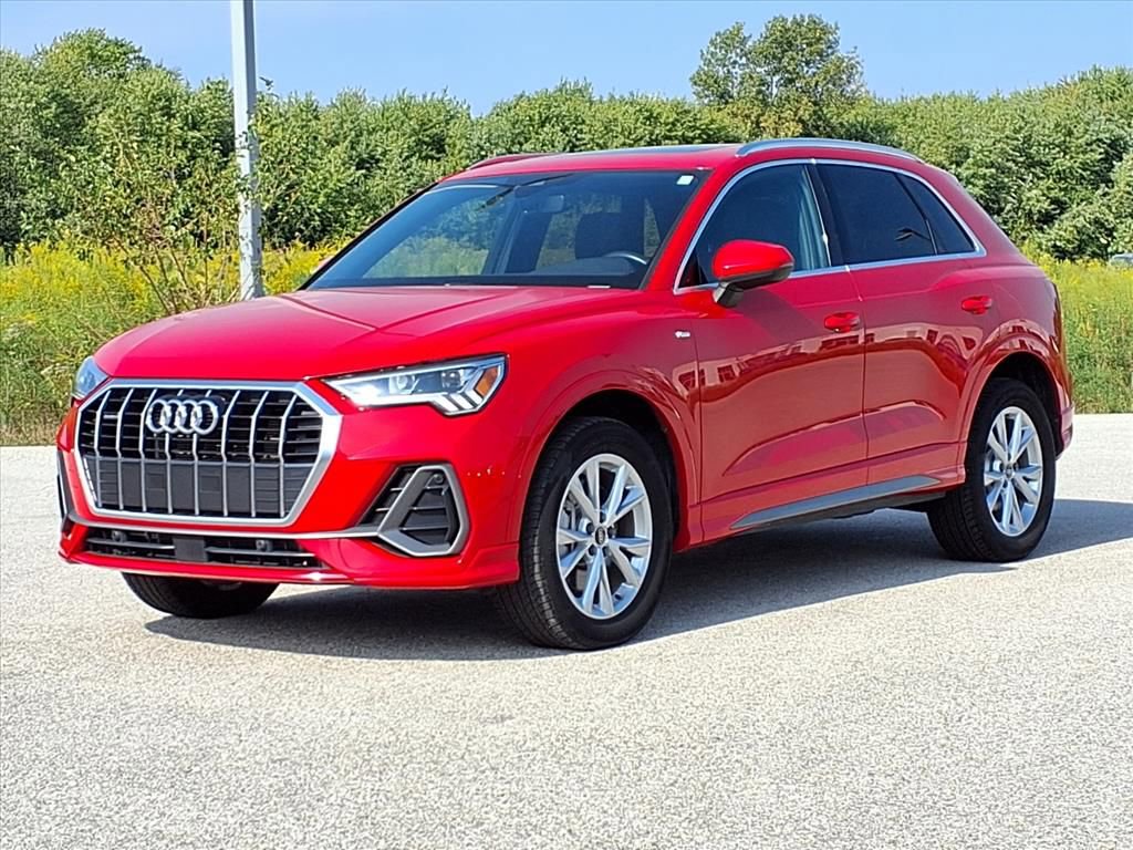 Used 2024 Audi Q3 2.0T Premium image 28