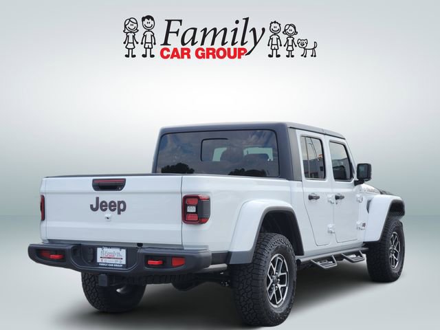 Used 2025 Jeep Gladiator Rubicon w/ Convenience Group AWD/4WD image 4