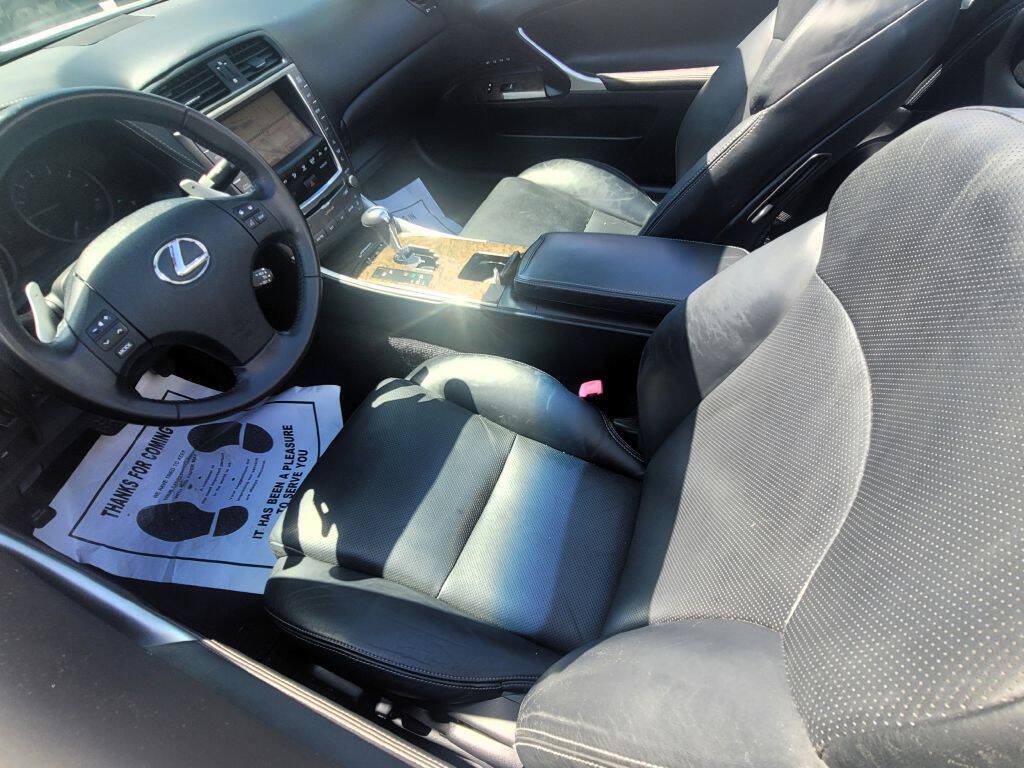 Used 2010 Lexus IS 250C RWD image 14