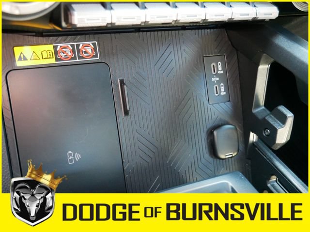 Used 2024 Toyota Tacoma Limited w/ Limited Package (LT) AWD/4WD image 23
