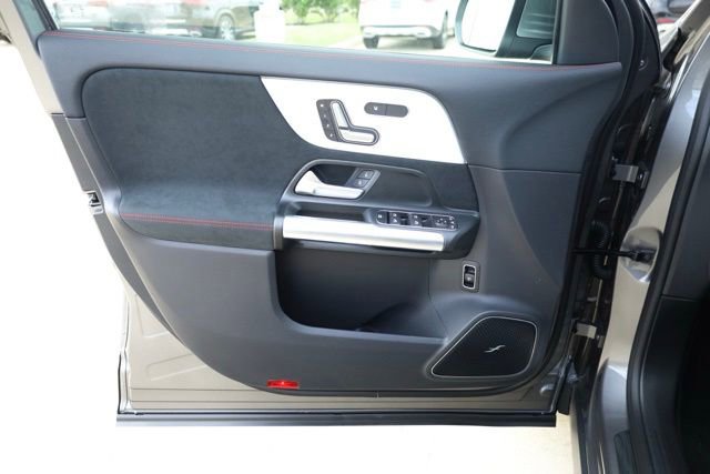 New 2026 Mercedes-Benz GLA 35 AMG 4MATIC image 23
