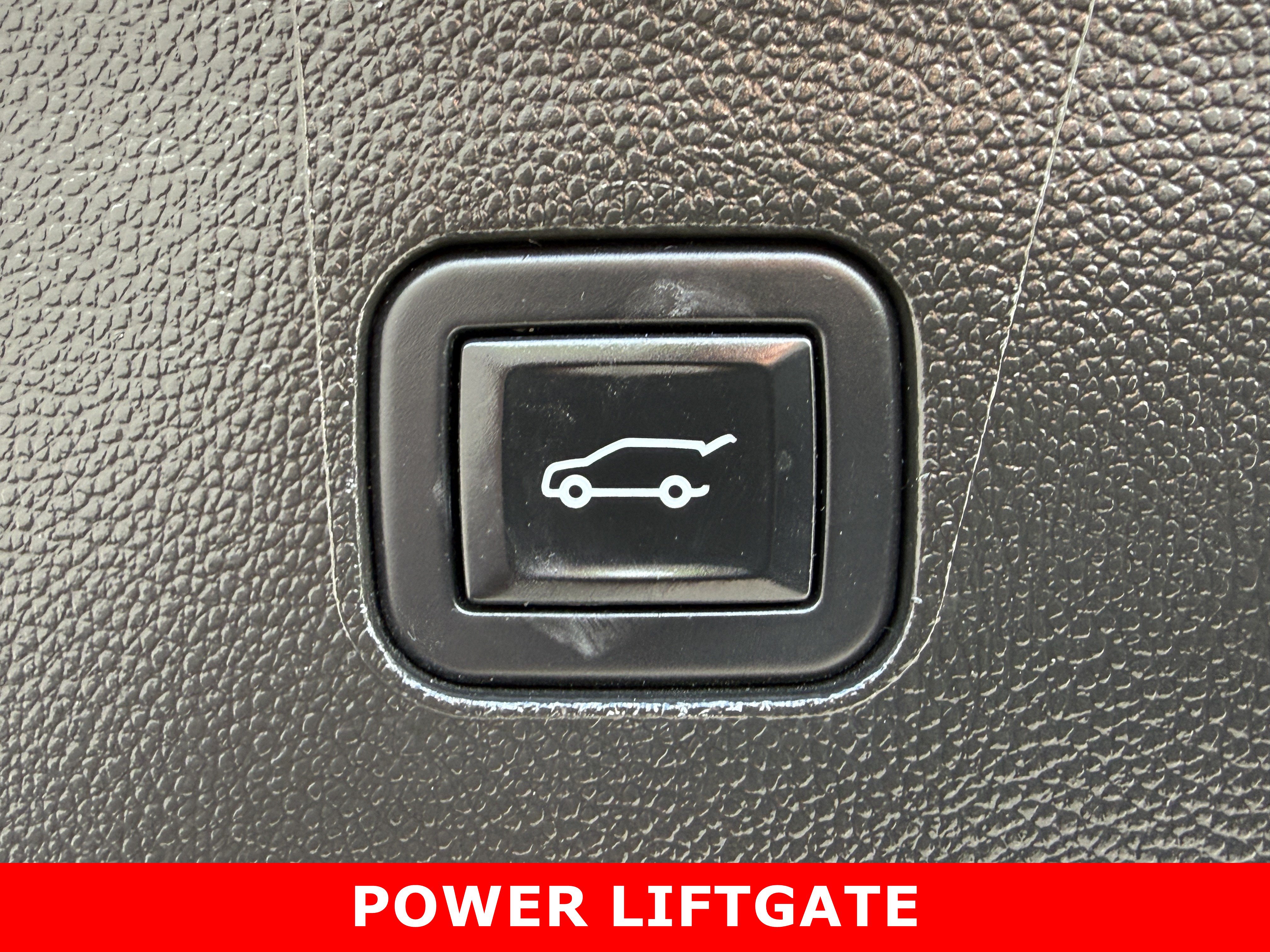 Certified 2023 Buick Enclave Essence w/ Experience Buick Package AWD/4WD image 23