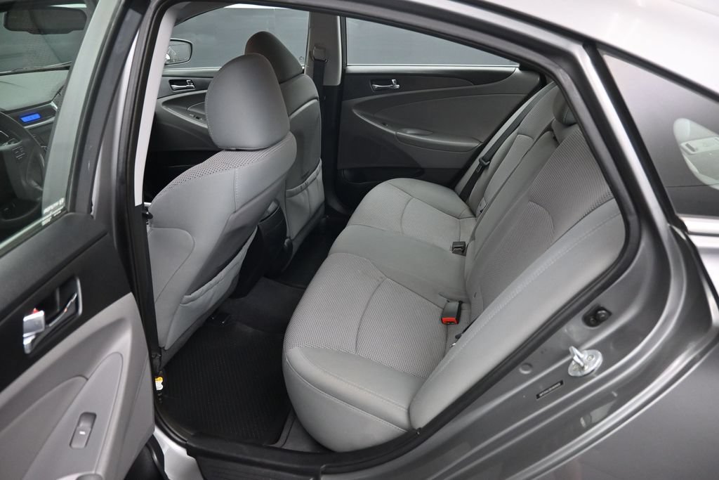 Used 2013 Hyundai Sonata GLS w/ Popular Equipment Pkg FWD image 10