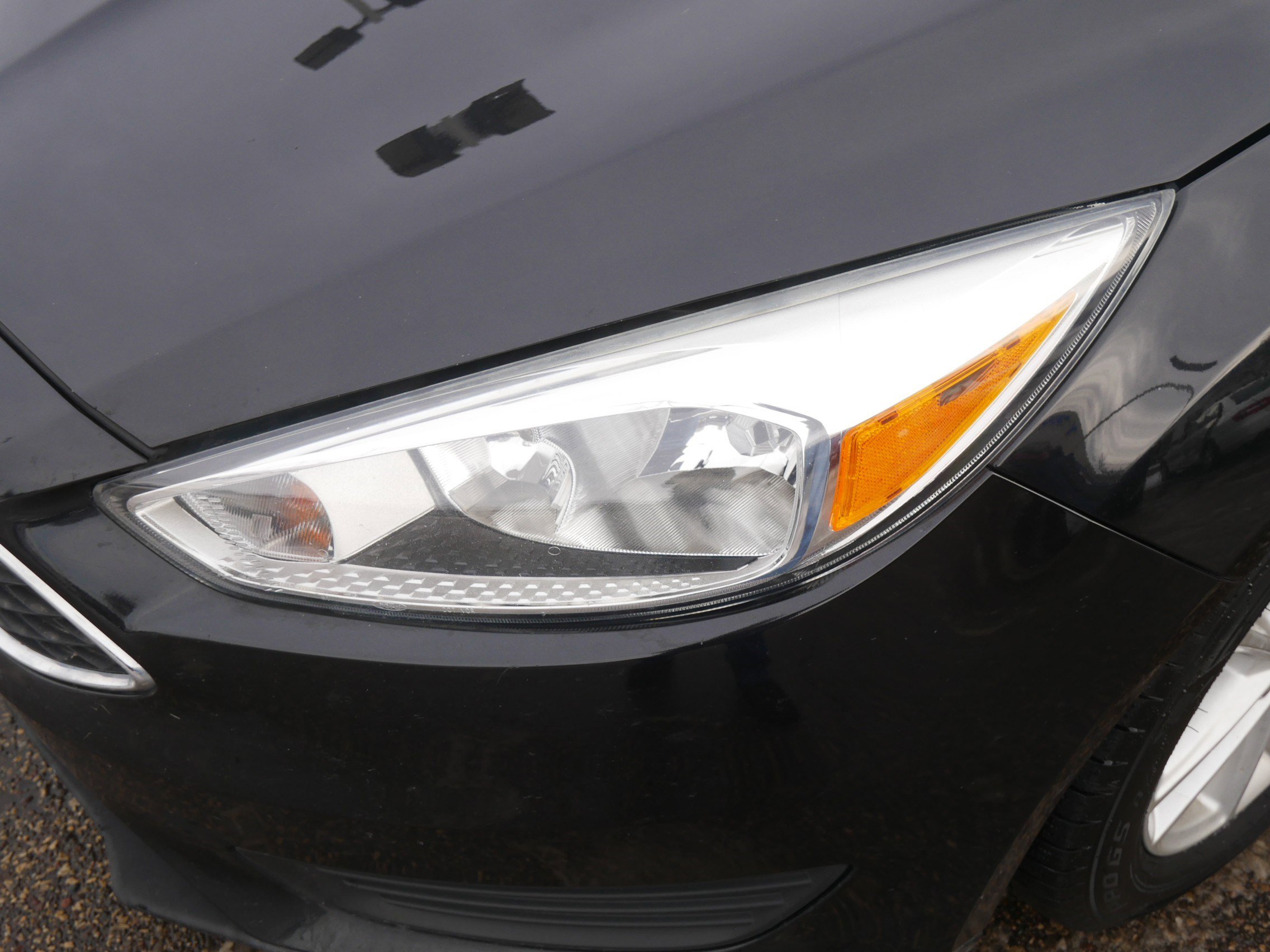 Used 2015 Ford Focus SE image 16