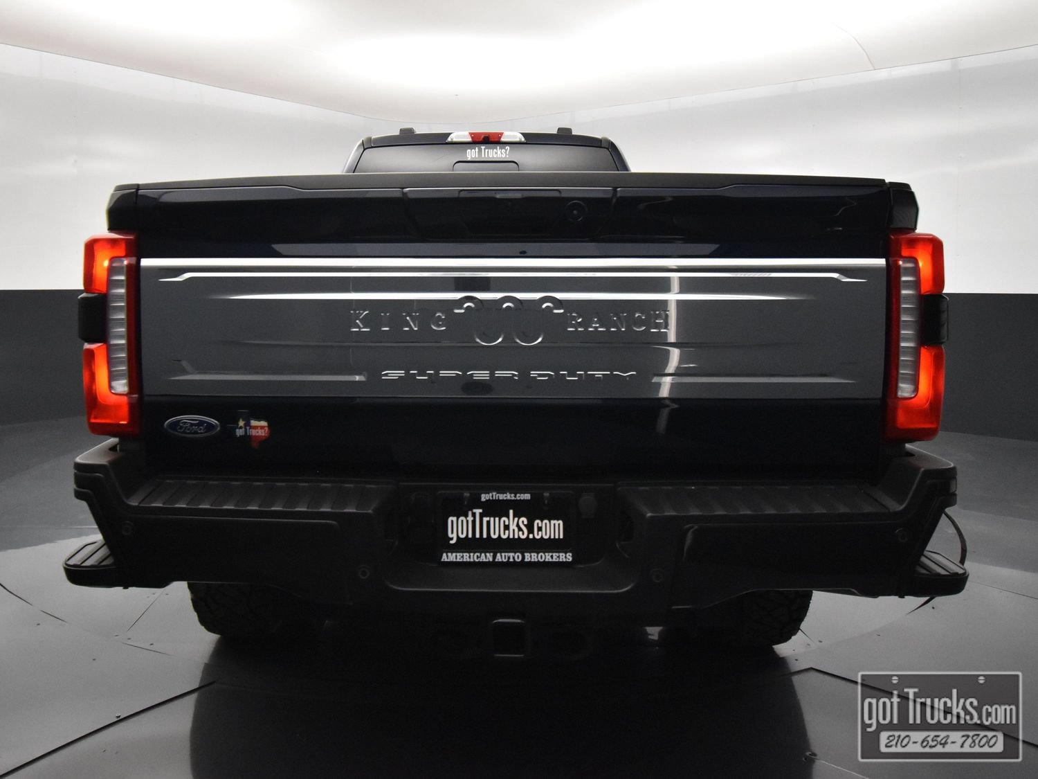 Used 2024 Ford F350 King Ranch AWD/4WD image 6