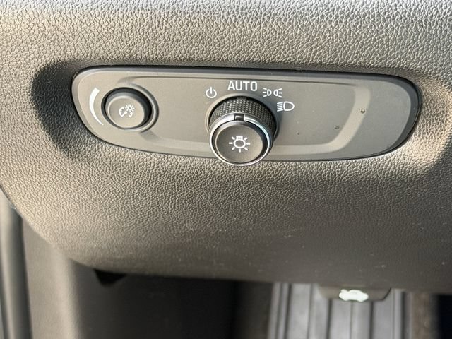 Used 2019 Chevrolet Traverse LS FWD image 21