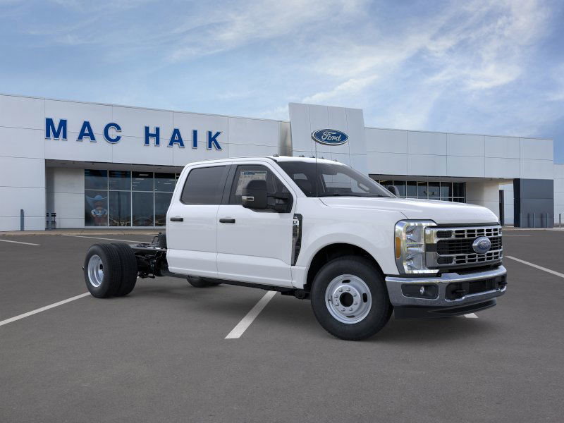 New 2025 Ford F350 XL w/ XL Chrome Package image 7