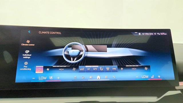 Used 2026 BMW 530i RWD image 47