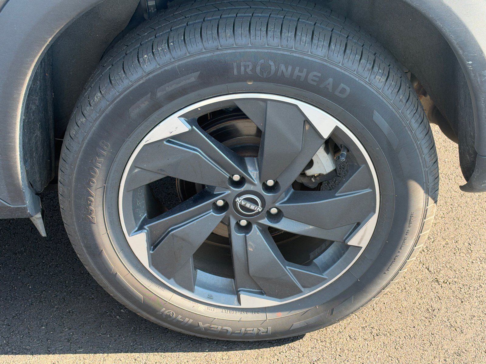 Used 2024 Nissan Rogue SV AWD/4WD image 20