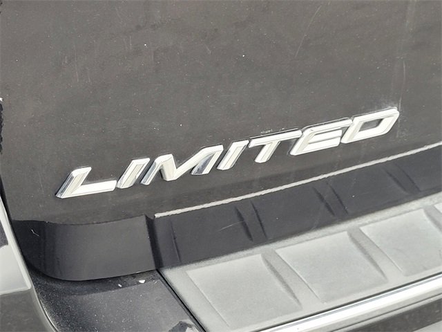 Used 2020 Ford Explorer Limited w/ Class III Trailer Tow Package image 9