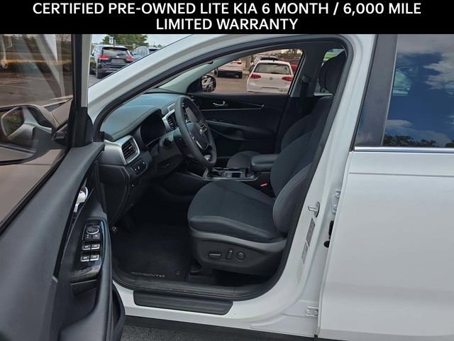Certified 2019 Kia Sorento LX image 5