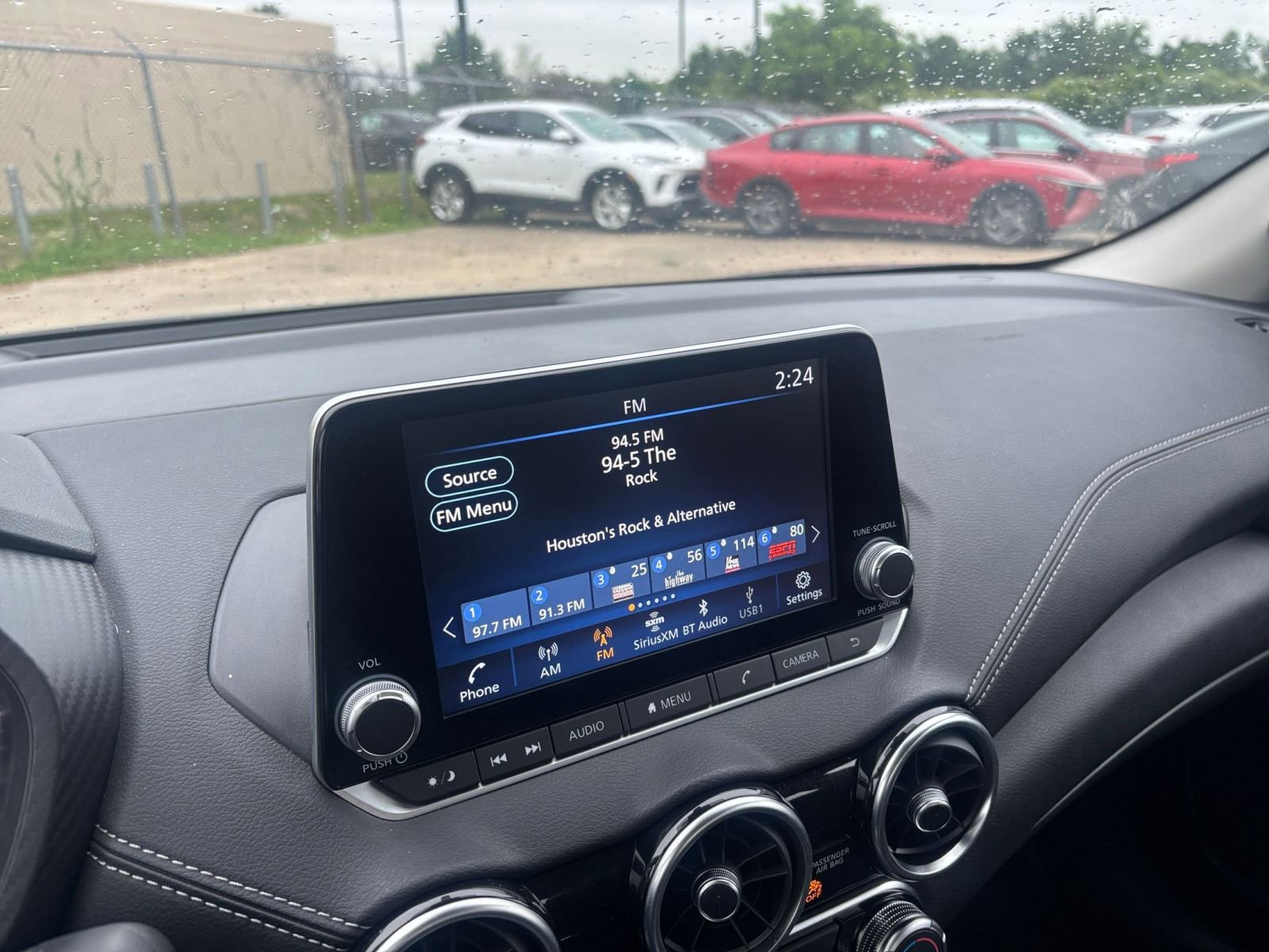 Used 2025 Nissan Sentra SV FWD image 20