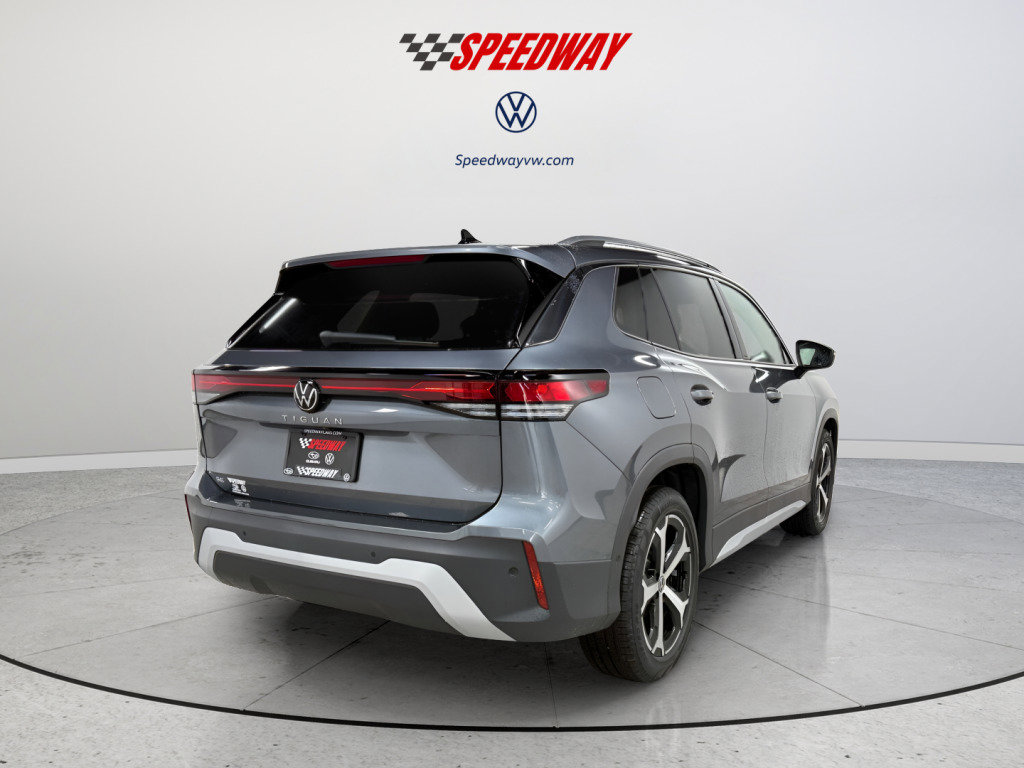 New 2025 Volkswagen Tiguan SE image 7