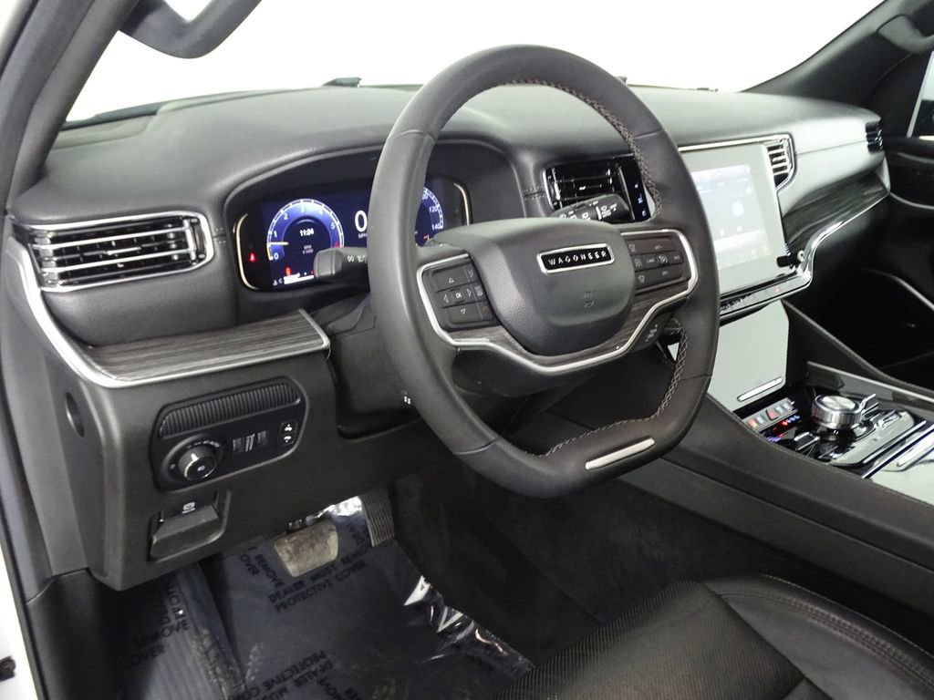 Used 2022 Jeep Wagoneer Series III image 24