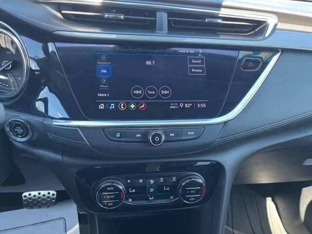 Used 2023 Buick Encore GX Select w/ Safety Package II AWD/4WD image 40