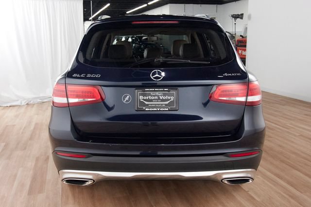 Used 2018 Mercedes-Benz GLC 300 4MATIC image 4