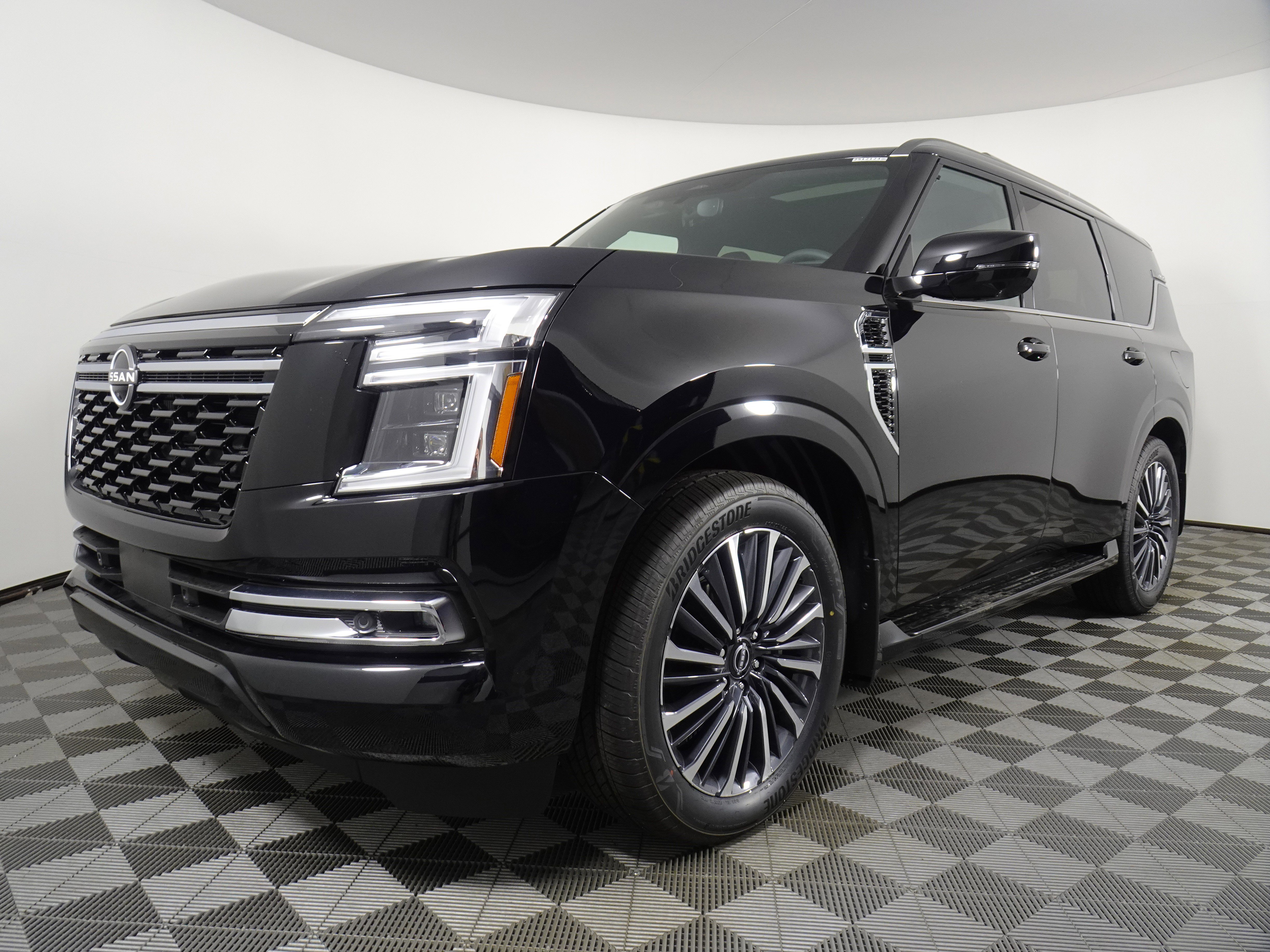 New 2025 Nissan Armada Platinum Reserve image 14