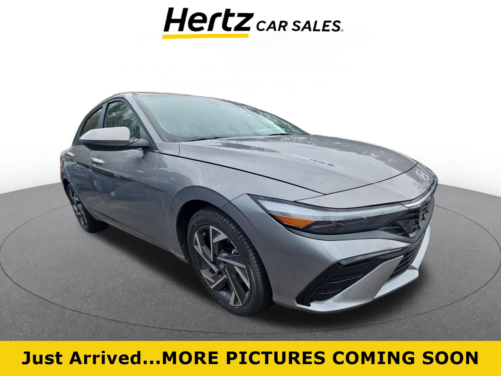 Used 2025 Hyundai Elantra Limited